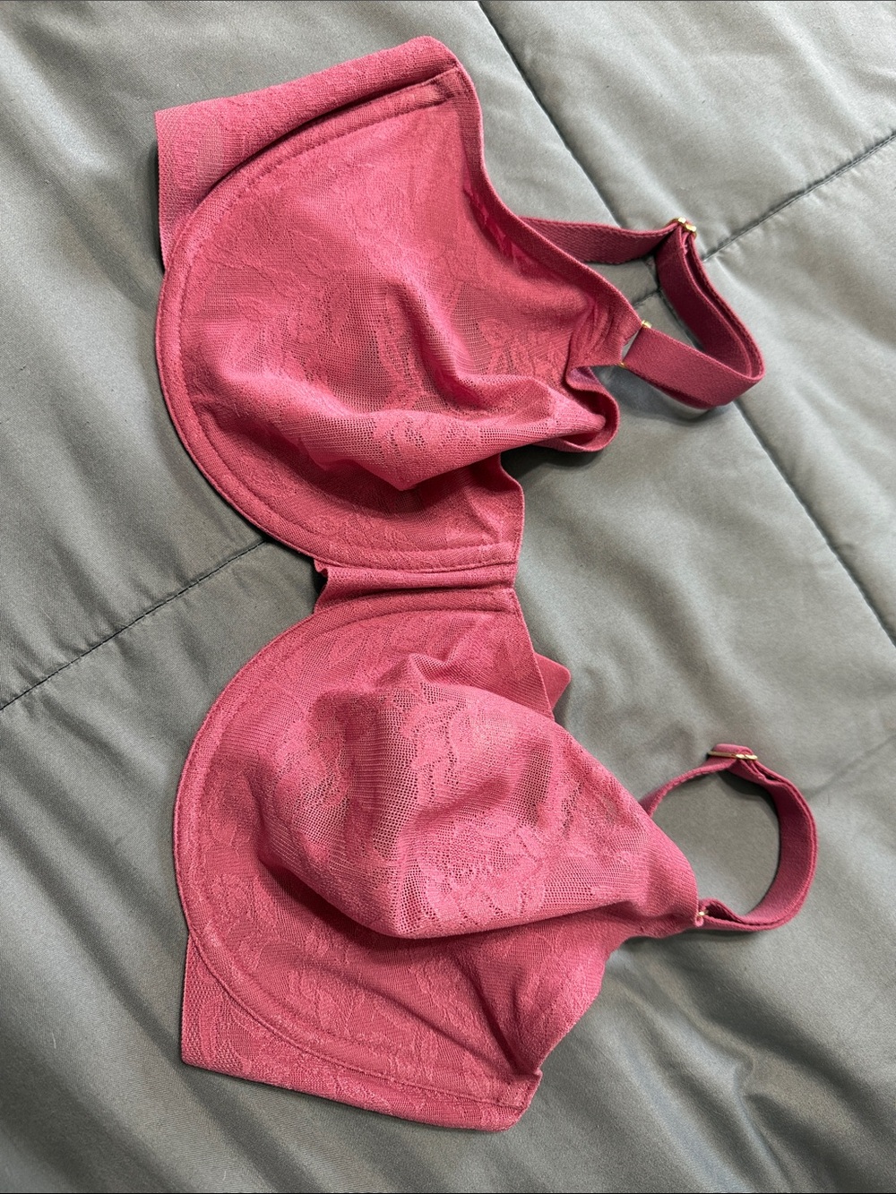 Wacoal Lace-Textured Underwire Bra - Raspberry Pink - Picture 1 of 4